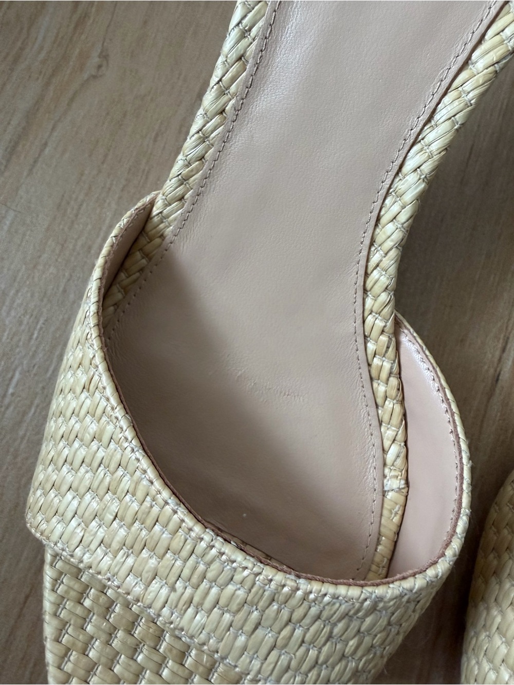 NEW Veronica Beard Tia Heels - Picture 5 of 9